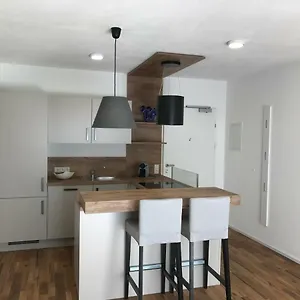 appartement-tirolina.innsbruckaustriahotels.com/